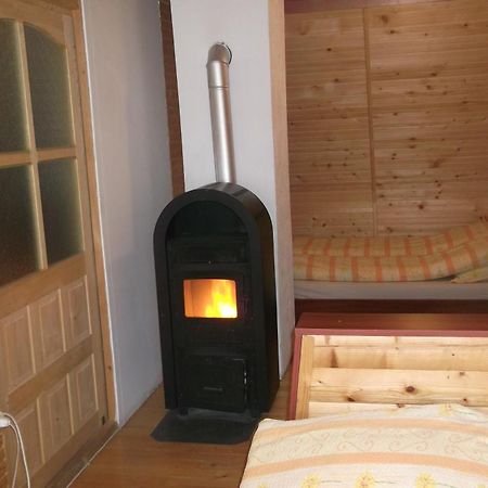 Szilvia Vendeghaz Villa Izvoare  Bagian luar foto