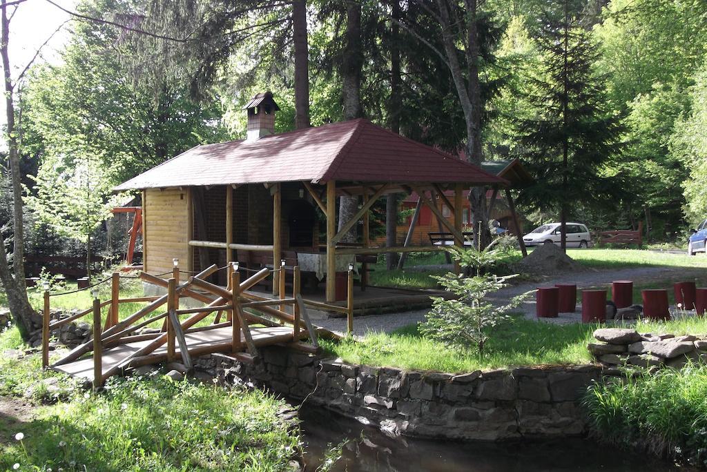 Szilvia Vendeghaz Villa Izvoare  Ruang foto