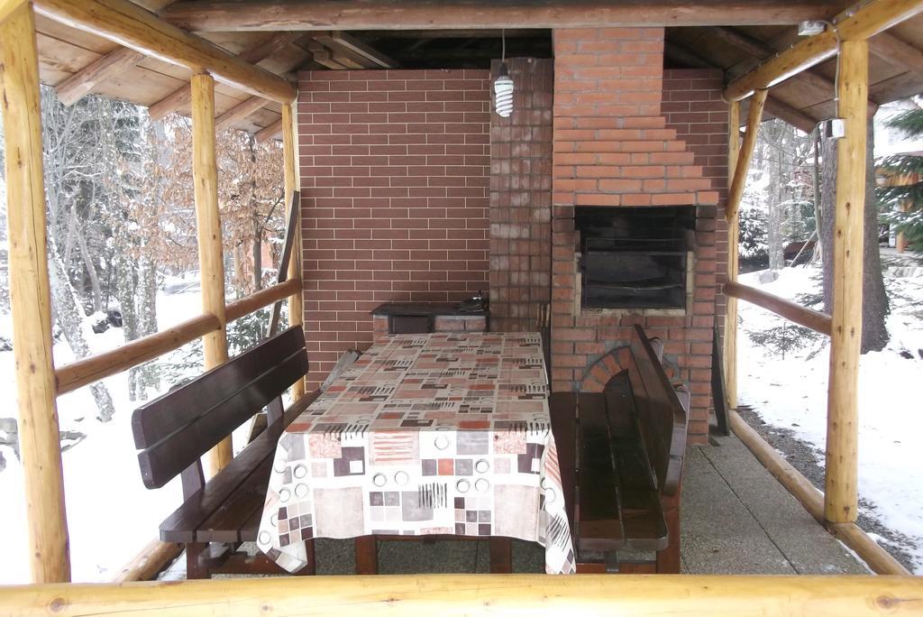 Szilvia Vendeghaz Villa Izvoare  Bagian luar foto